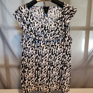 Ann Taylor Black and White Flutter Sleeve Sundress